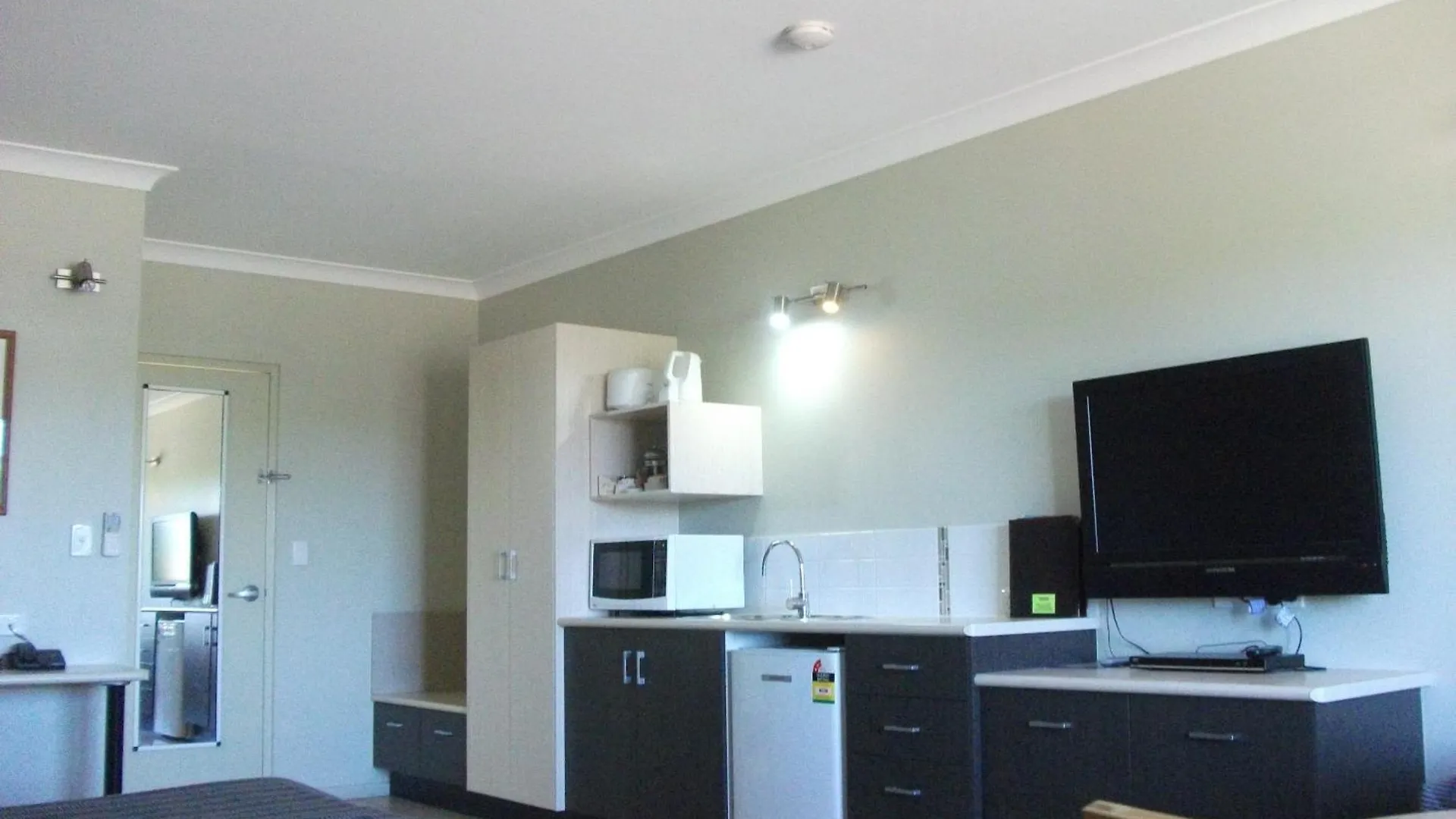 Spinifex Motel And Serviced Apartments Mount Isa 4*,  Australia